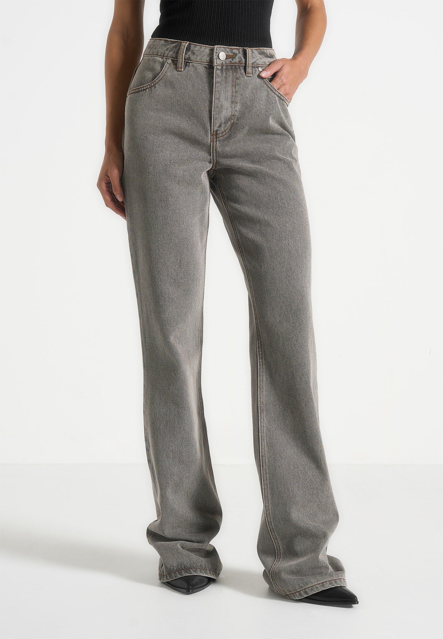 Abbie - Stacked Fit And Flare Jeans - Light Grey - Image 3