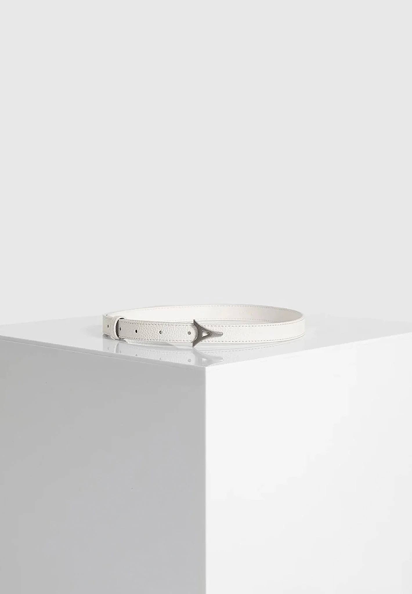 Leonie - Eiffel Slim Leather Belt - White - Image 3