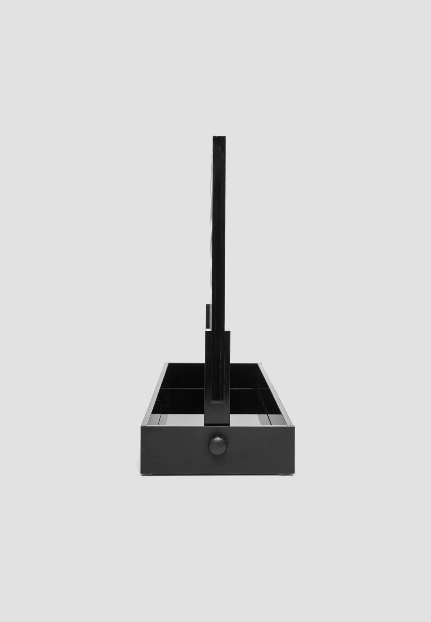 Four-In-A-Row - Black - Image 3