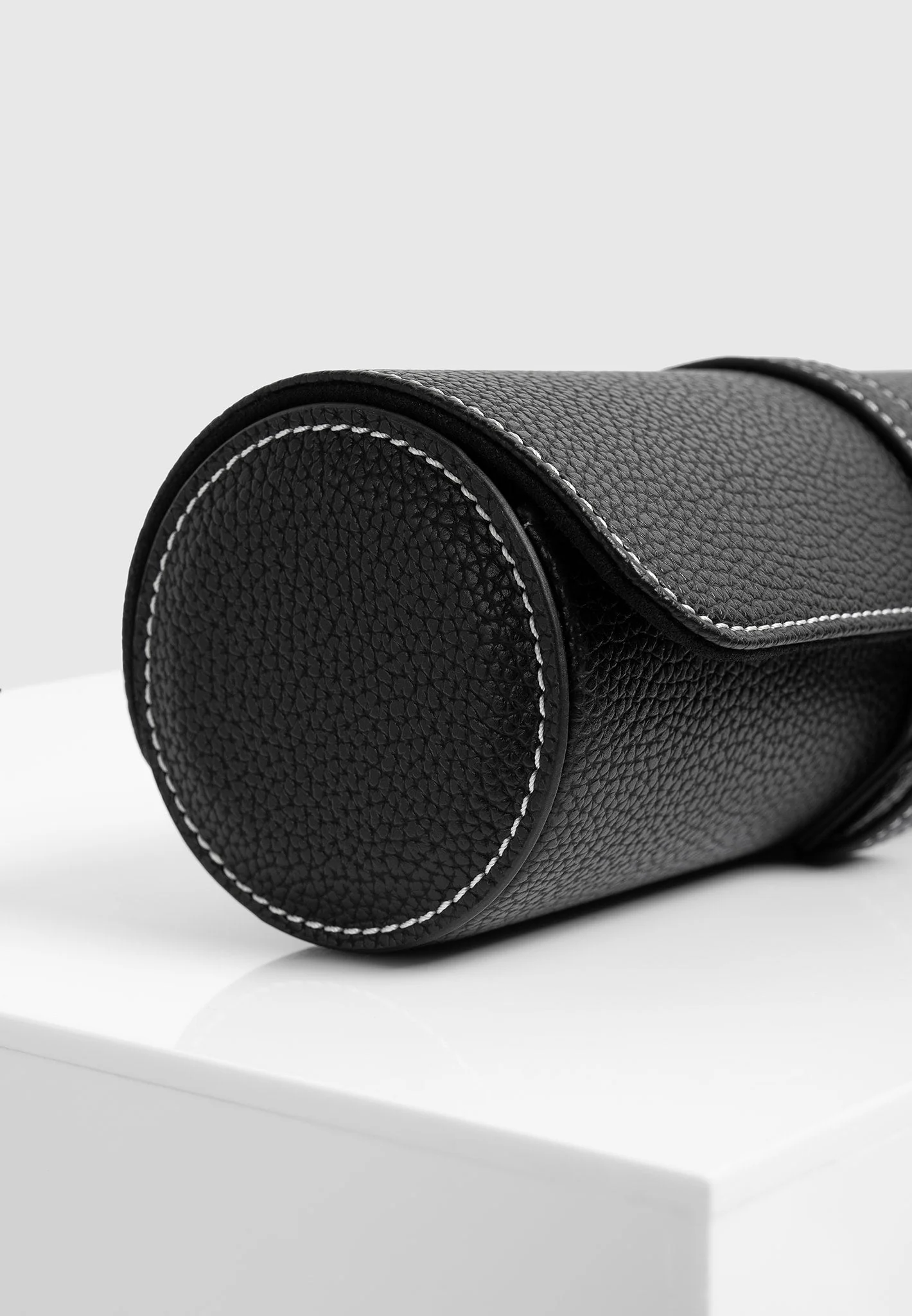 Fred - Pebbled Leather Contrast Stitch Watch Roll - Black - Image 8