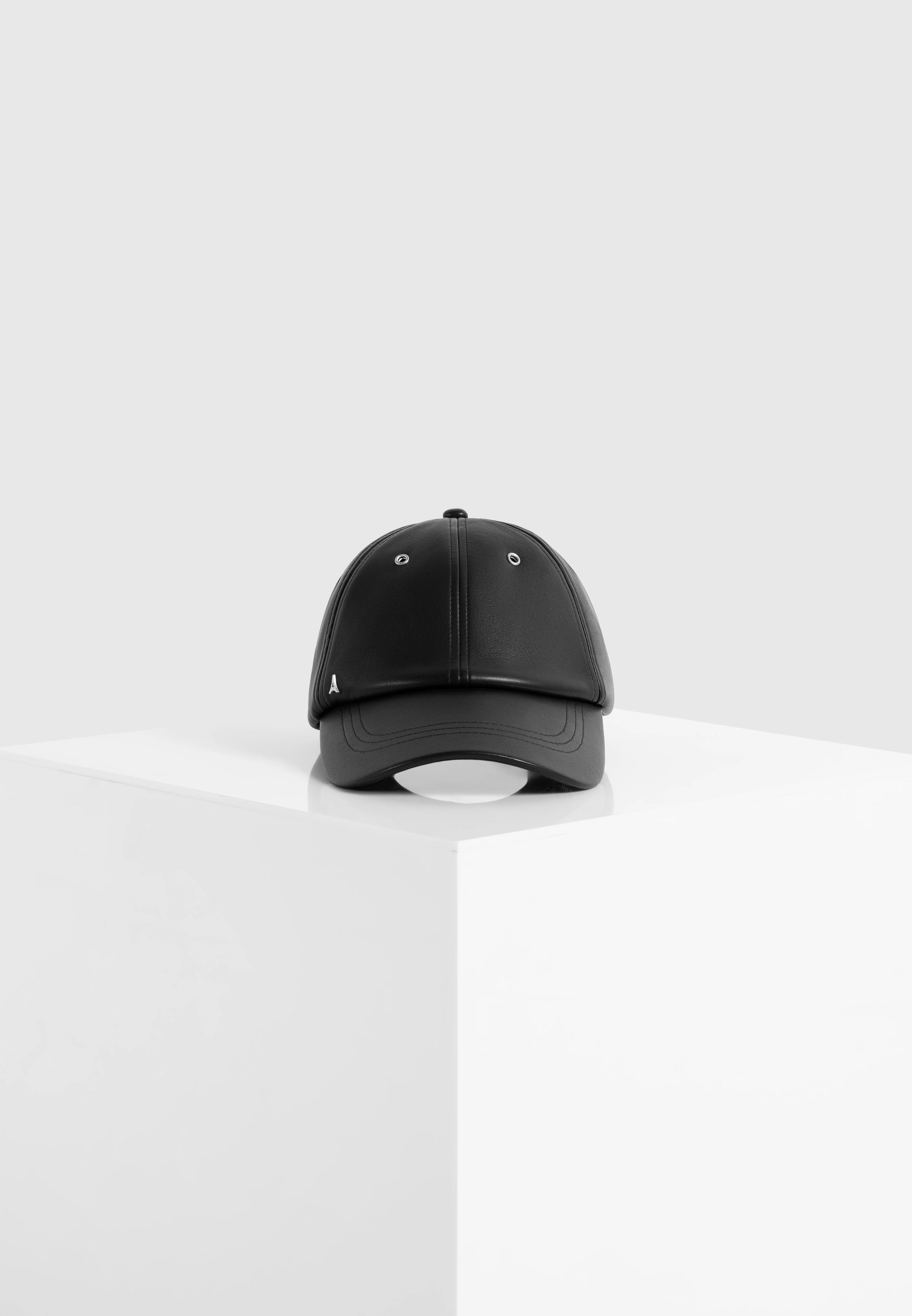 Lou - Leather Cap - Black - Image 3