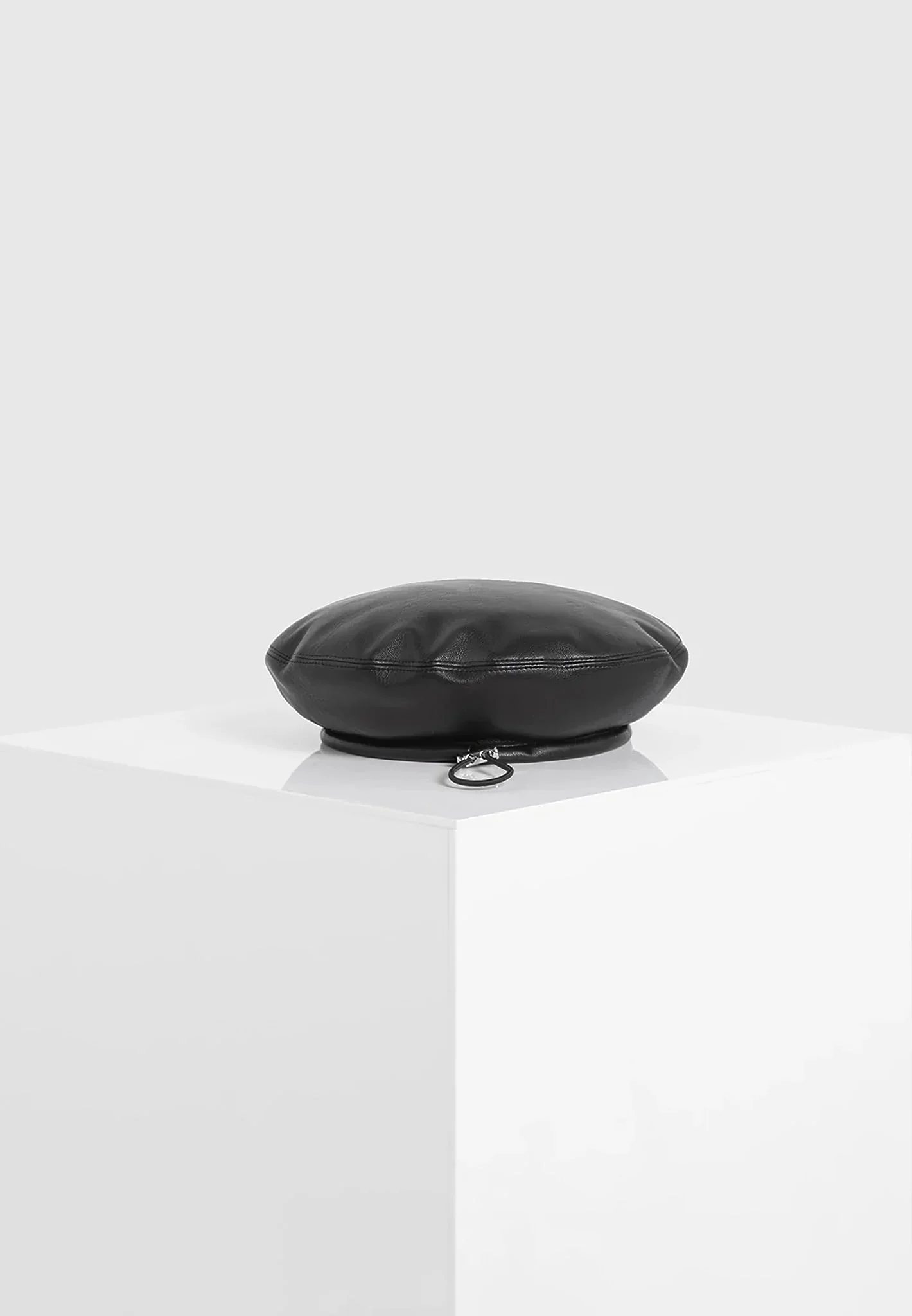 Anya - Leather Beret - Black - Image 5